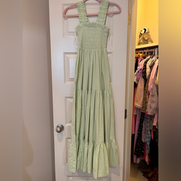 A & F Maxi Dress 💚 - Picture 3 of 4